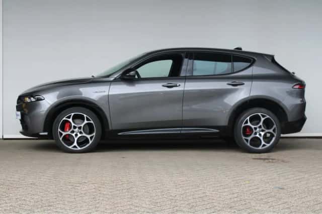 Alfa Romeo Tonale (2025) thumbnail 3