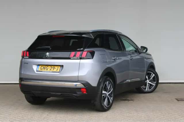 Peugeot 3008 (2019) thumbnail 5