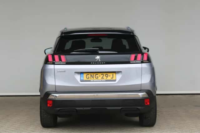Peugeot 3008 (2019) thumbnail 6