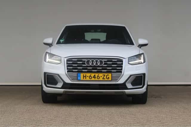 Audi Q2 (2020) thumbnail 2