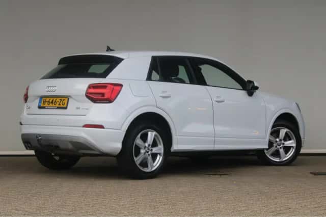 Audi Q2 (2020) thumbnail 5