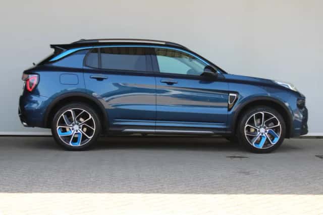 Lynk & Co 01 (2021) thumbnail 5