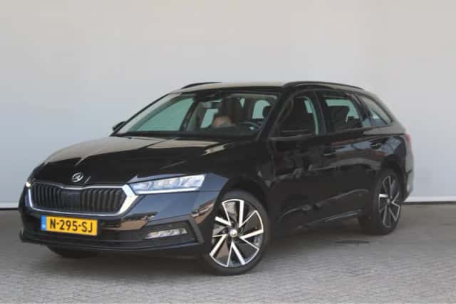 Škoda Octavia (2022) thumbnail 1