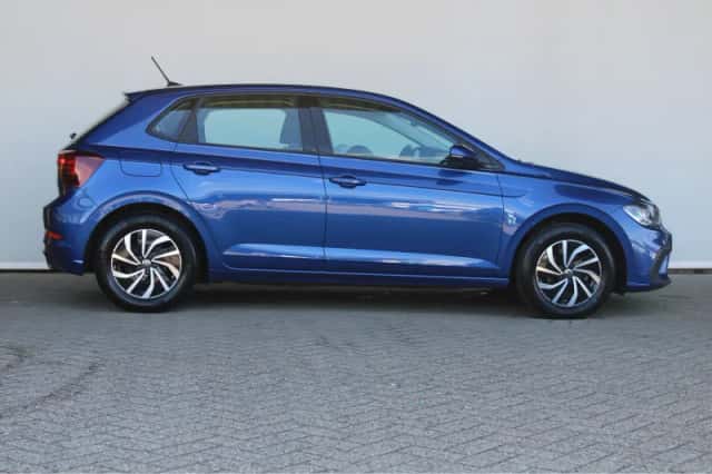 Volkswagen Polo (2023) thumbnail 4