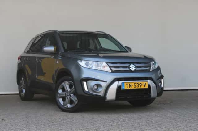 Suzuki Vitara (2018) thumbnail 3