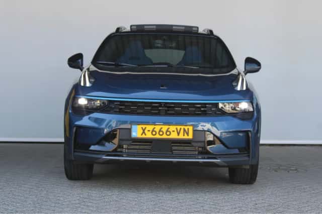 Lynk & Co 01 (2024) thumbnail 2