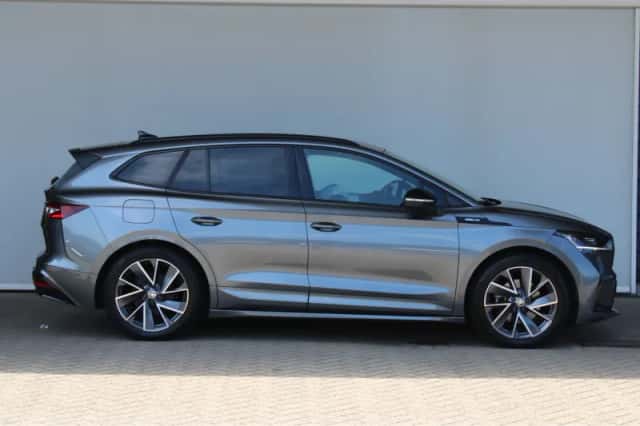 Škoda Enyaq (2022) thumbnail 5