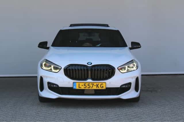 BMW 1-Serie (2021) thumbnail 2