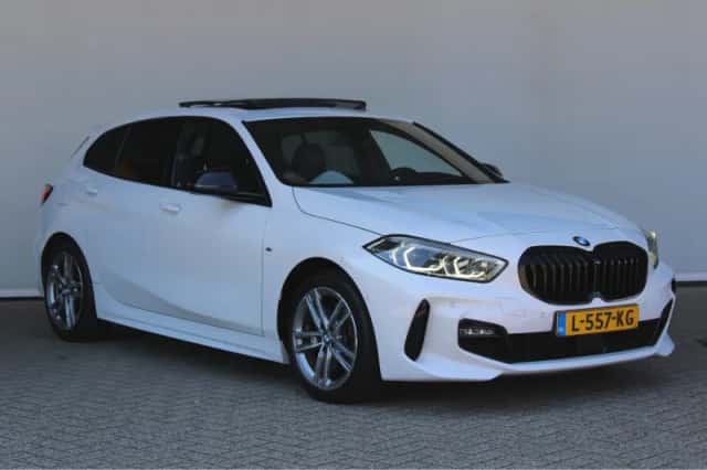 BMW 1-Serie (2021) thumbnail 3