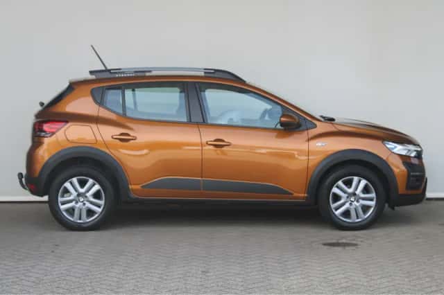 Dacia Sandero (2021) thumbnail 4