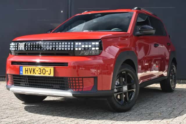 Fiat Grande Panda (2025) thumbnail 1