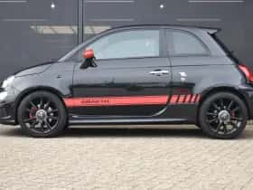 Fiat 500 (2017) thumbnail 3