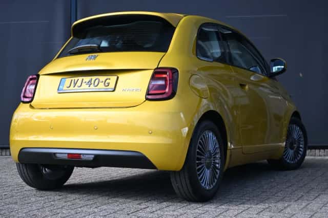 Fiat 500 (2026) thumbnail 2