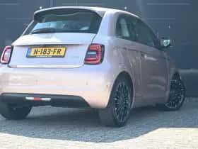 Fiat 500 (2021) thumbnail 3