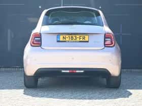 Fiat 500 (2021) thumbnail 4