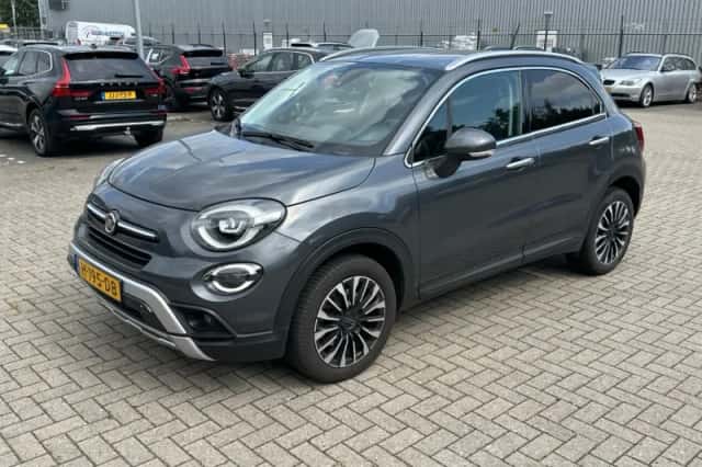 Fiat 500 (2020) thumbnail 1
