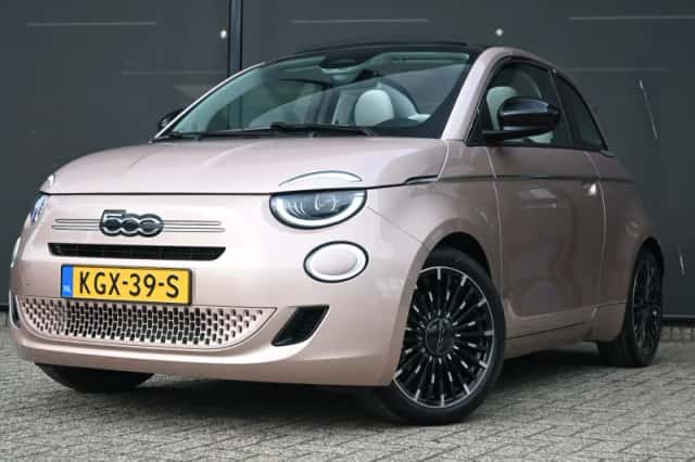 Fiat 500C (2026) thumbnail 1
