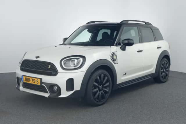 MINI Countryman (2023) thumbnail 1