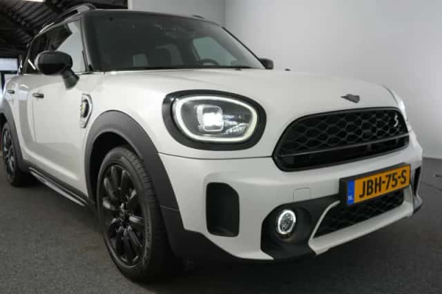 MINI Countryman (2023) thumbnail 11
