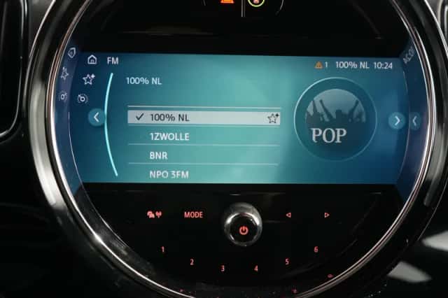 MINI Countryman (2023) thumbnail 17