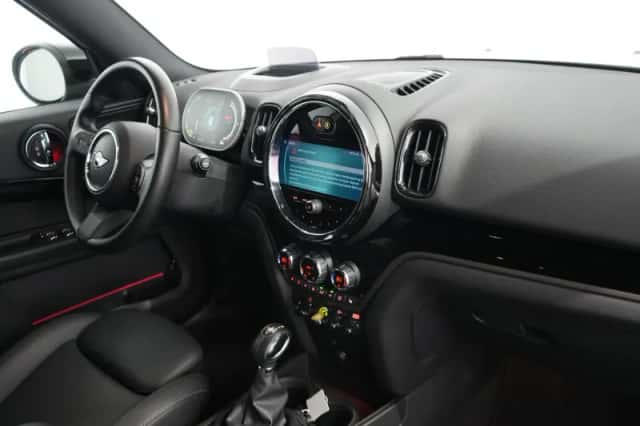 MINI Countryman (2023) thumbnail 3