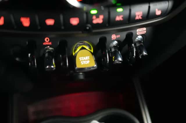 MINI Countryman (2023) thumbnail 21