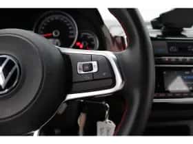 Volkswagen Up! (2022) thumbnail 20