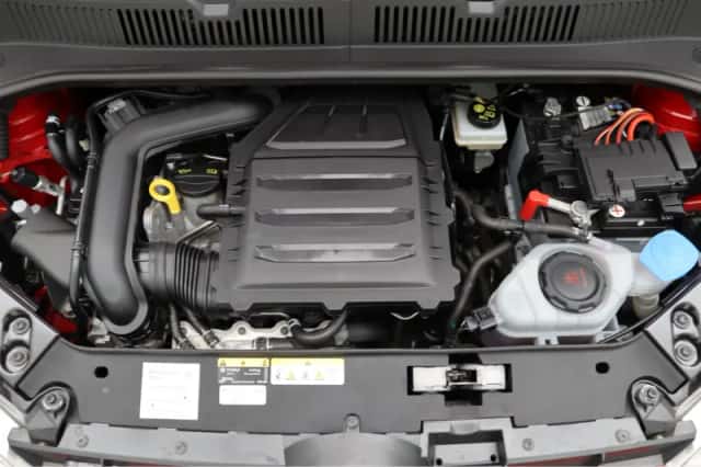 Volkswagen Up! (2022) thumbnail 31