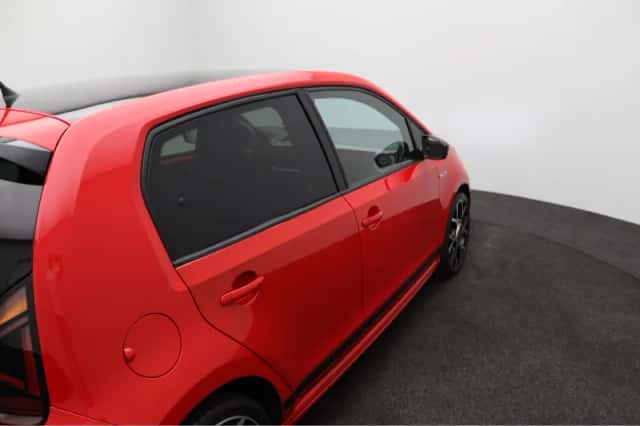 Volkswagen Up! (2022) thumbnail 37