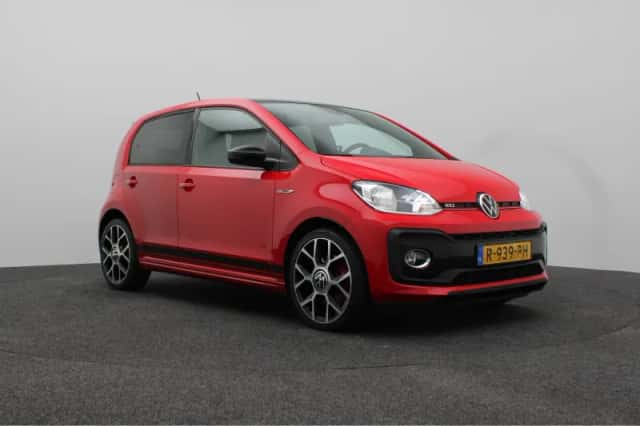 Volkswagen Up! (2022) thumbnail 7