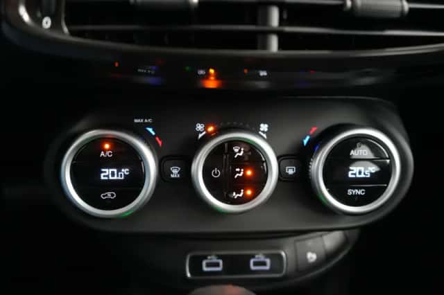Fiat 500X (2024) thumbnail 15
