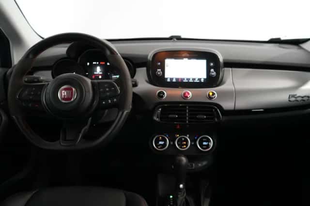 Fiat 500X (2024) thumbnail 7
