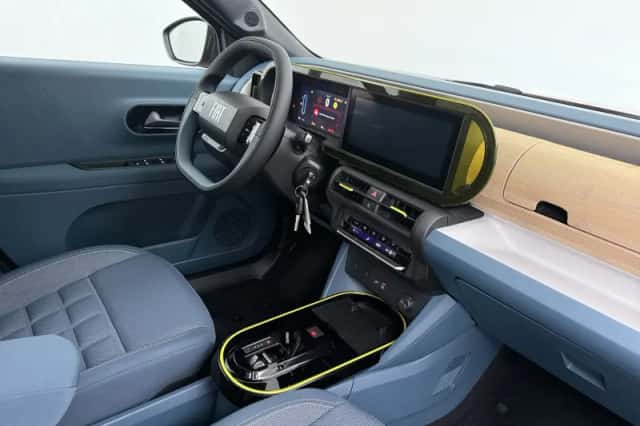 Fiat Grande Panda (2025) thumbnail 3