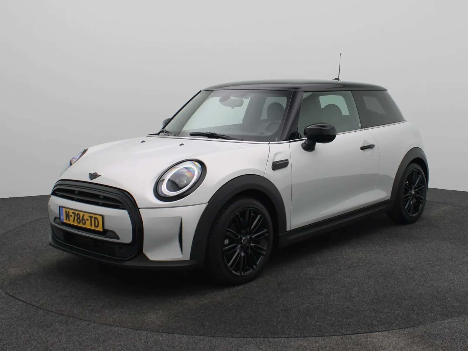 MINI Mini (2022) — foto 1