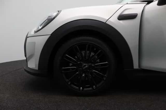 MINI Mini (2022) thumbnail 16