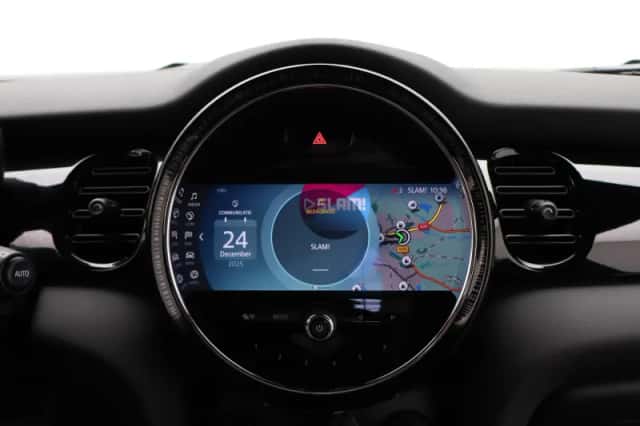 MINI Mini (2022) thumbnail 17