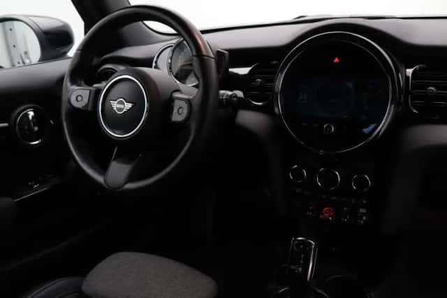 MINI Mini (2022) thumbnail 31