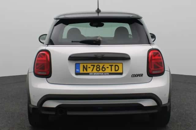MINI Mini (2022) thumbnail 6