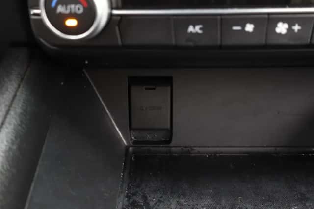 Mazda CX-5 (2022) thumbnail 25