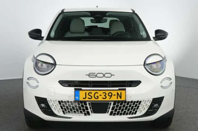 Fiat 600 (2025) thumbnail 5