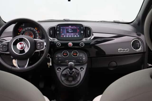 Fiat 500 (2023) thumbnail 3