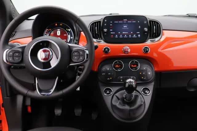 Fiat 500 (2024) thumbnail 3