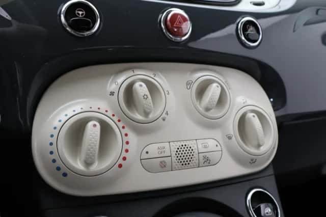 Fiat 500 (2021) thumbnail 21