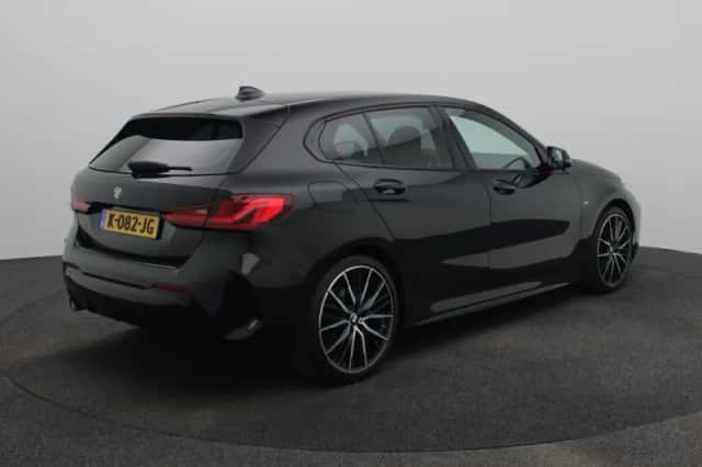 BMW 1-Serie (2021) thumbnail 2