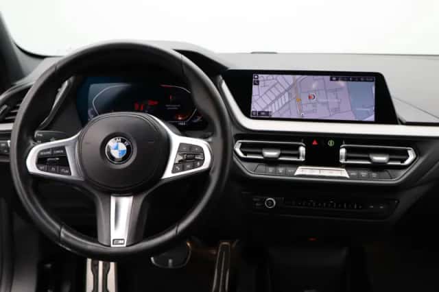 BMW 1-Serie (2021) thumbnail 3