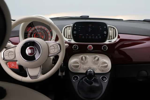 Fiat 500 (2021) thumbnail 3