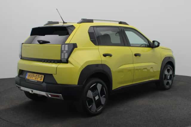 Fiat Grande Panda (2025) thumbnail 2