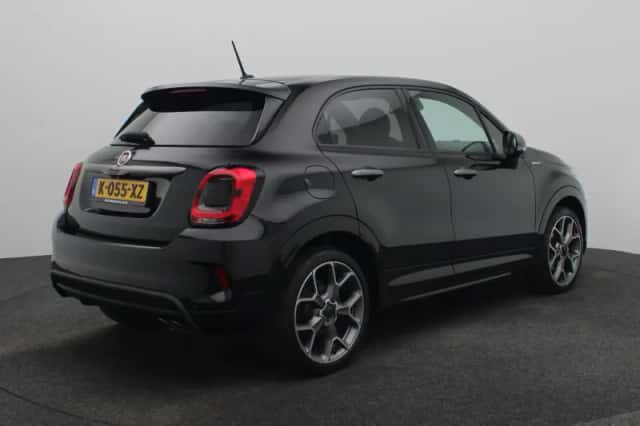 Fiat 500X (2021) thumbnail 2