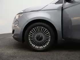 Fiat 500 (2022) thumbnail 17