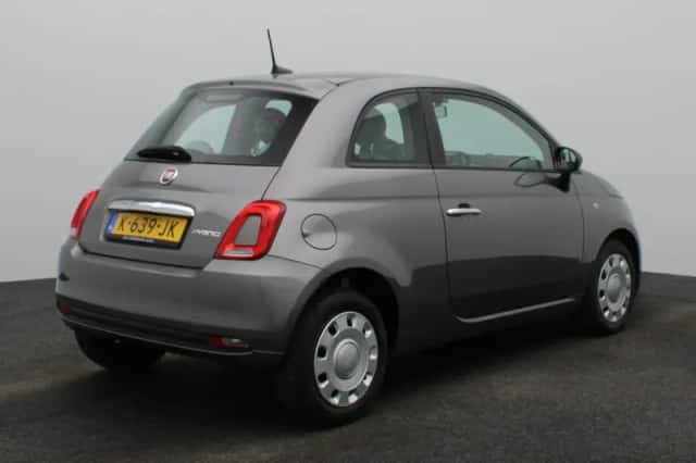 Fiat 500 (2021) thumbnail 2
